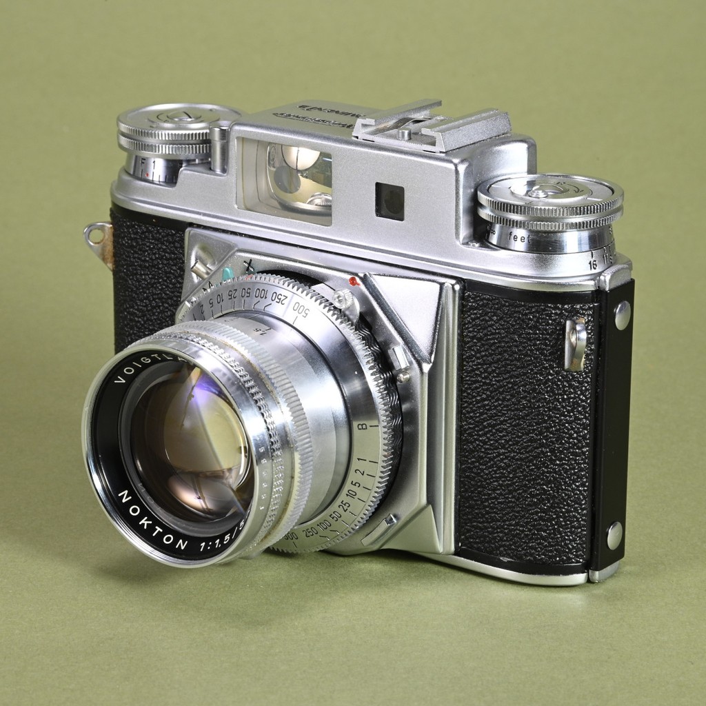 Voigtländer Prominent II 35mm Rangefinder Camera | Blue Moon Camera