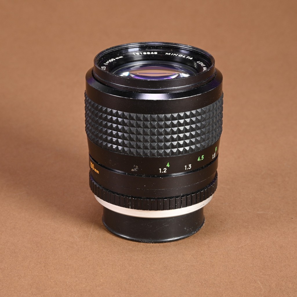 Minolta 100mm f/2.5 MC Tele Rokkor-X Lens | Blue Moon Camera