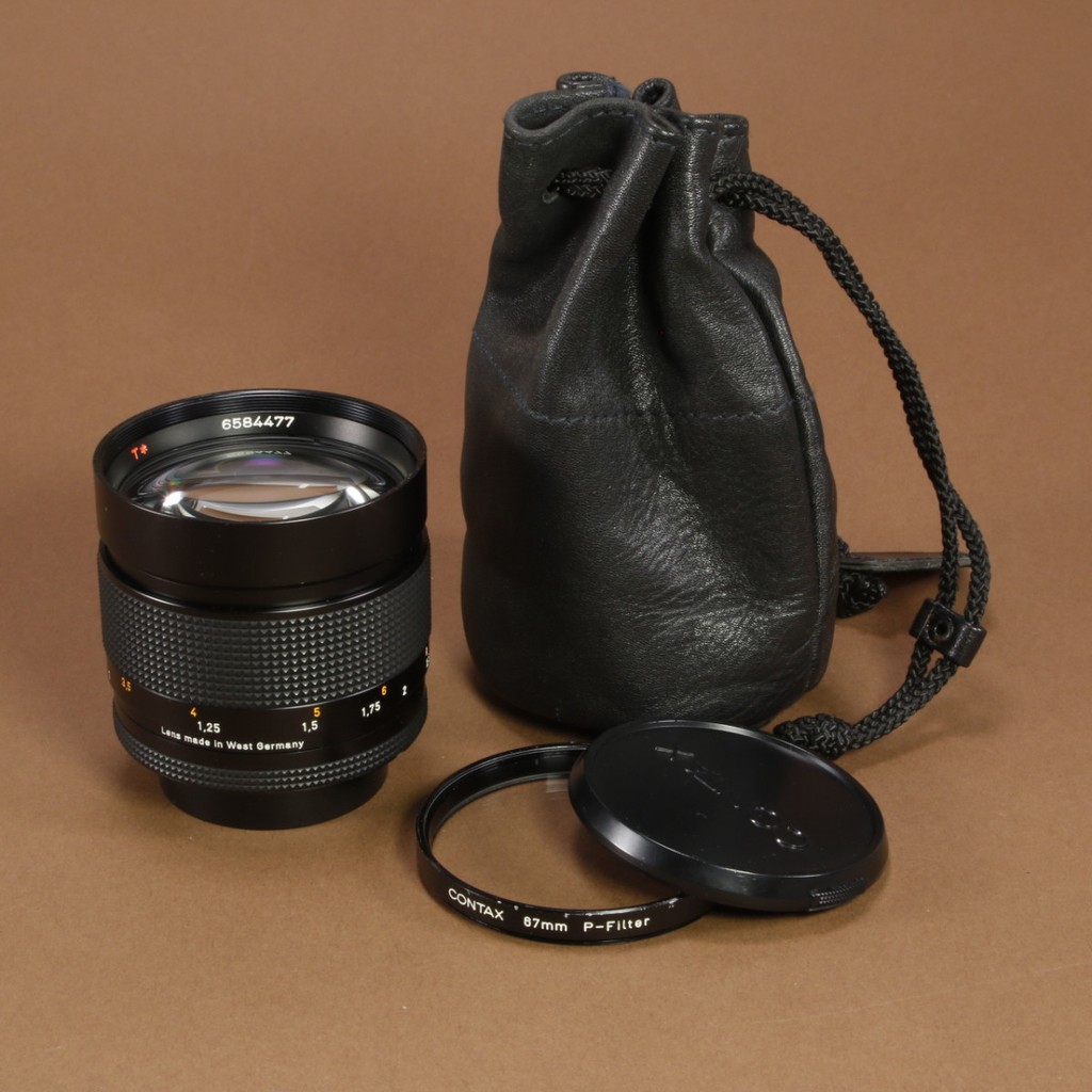 Carl Zeiss 85mm f1.4 Planar T* Lens for C/Y | Blue Moon Camera