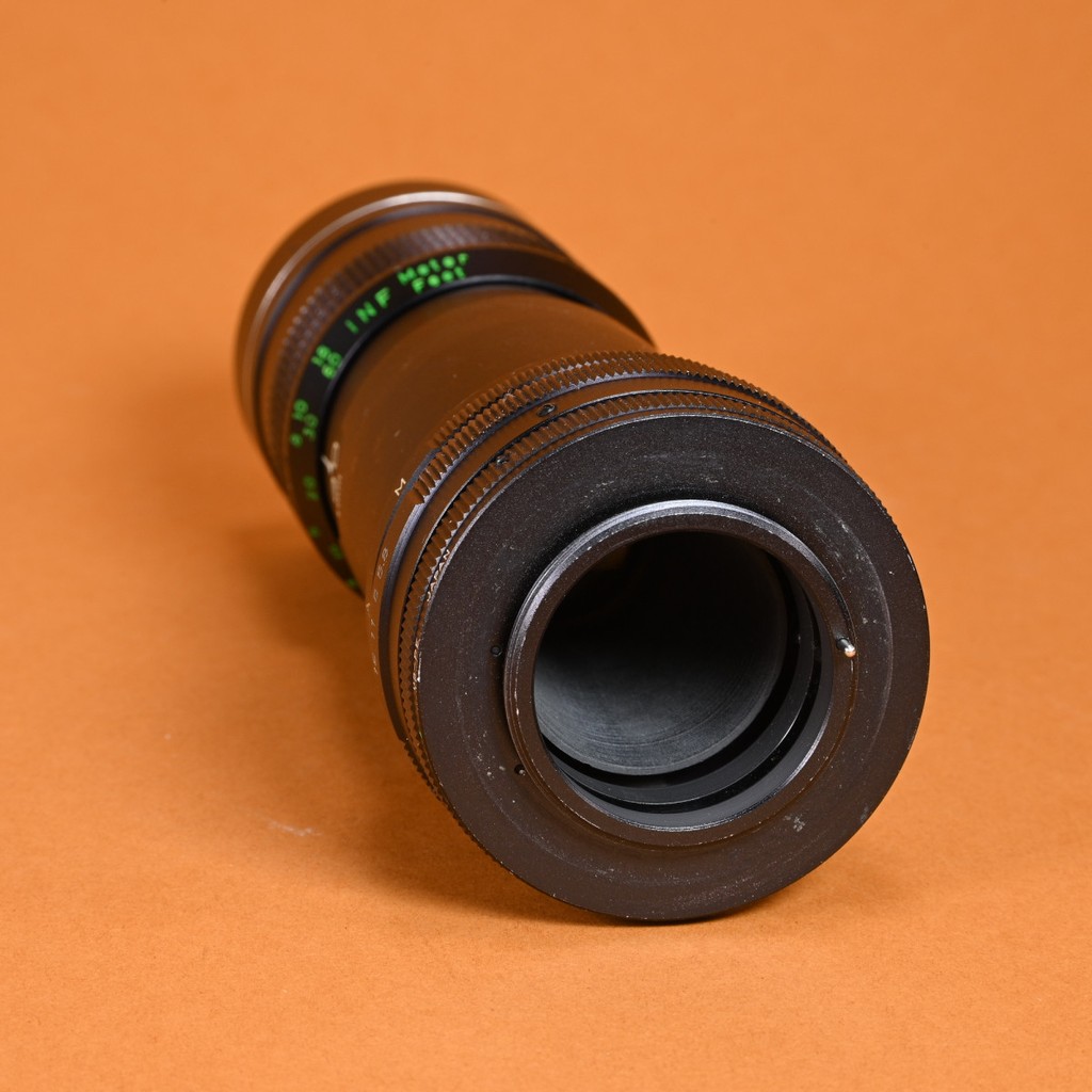 Yashica 90-190mm f5.8 Auto Yashinon Zoom Lens for M42 | Blue Moon