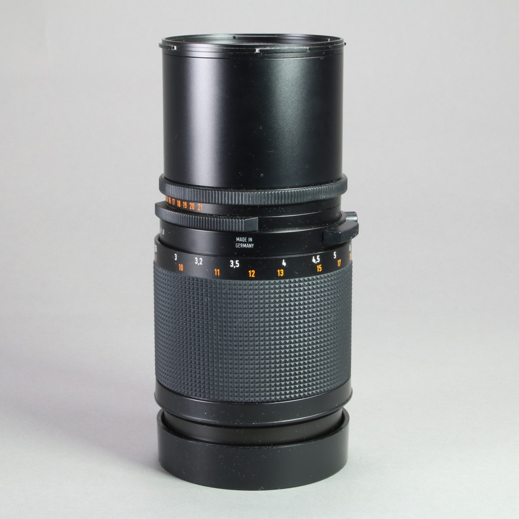 Carl Zeiss 250mm f5.6 Sonnar T* CF Lens for Hasselblad V | Blue