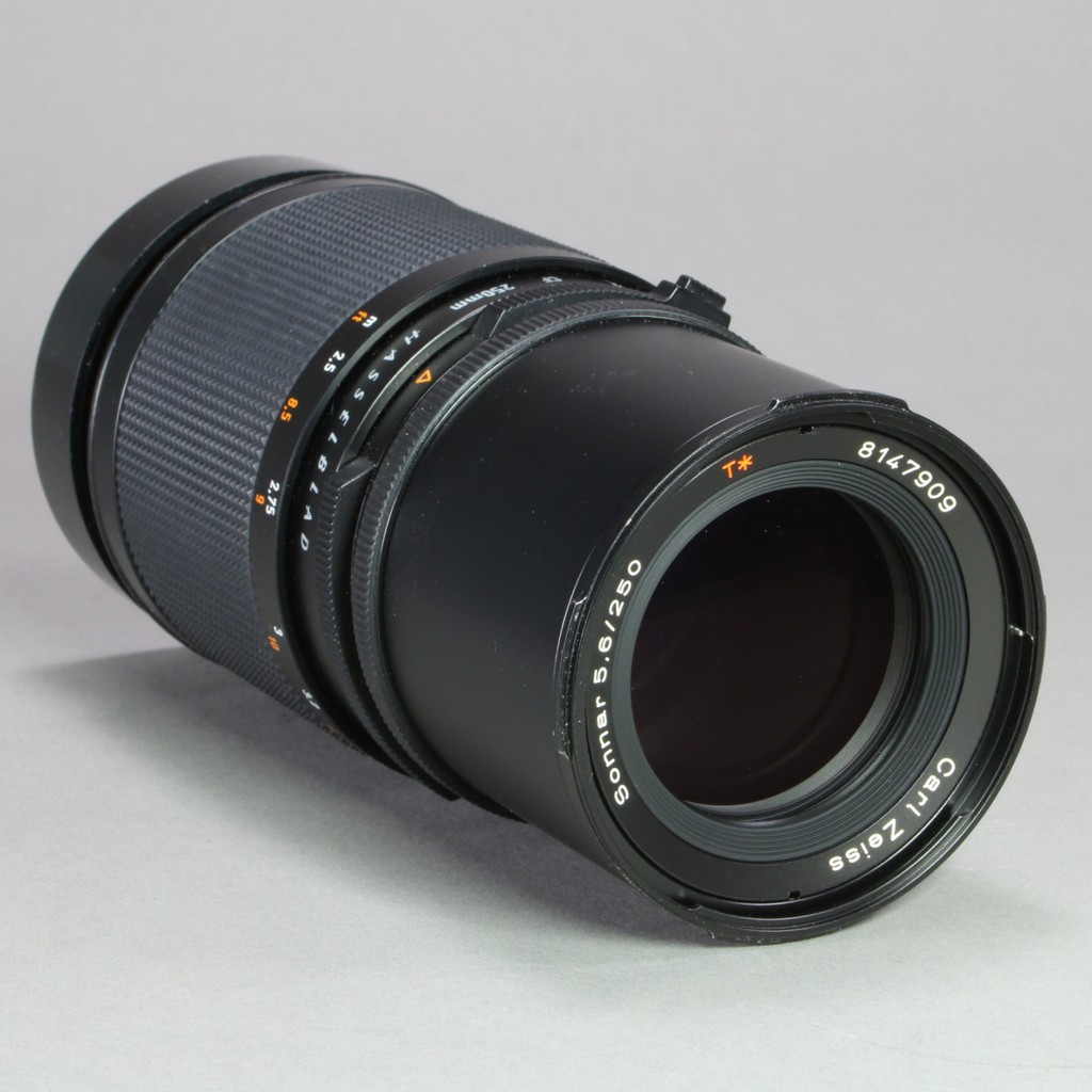 Carl Zeiss 250mm f5.6 Sonnar T* CF Lens for Hasselblad V | Blue