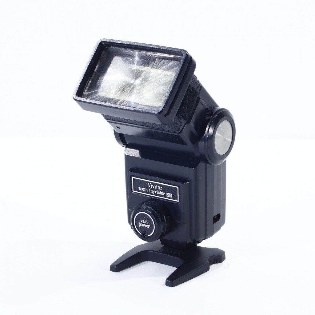 Vivitar 285 Zoom Thyristor Flash | Blue Moon Camera