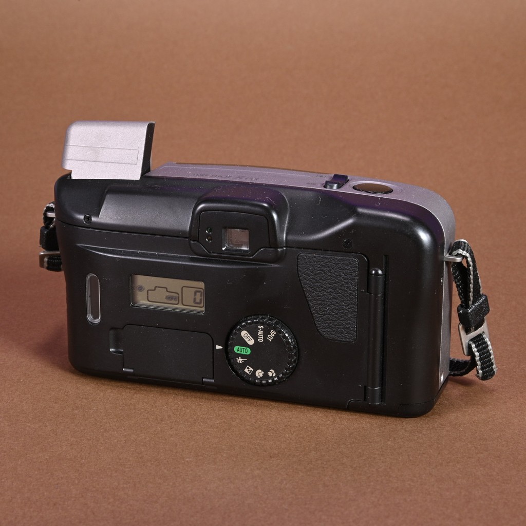 Canon Sure Shot Z135 Camera - Compact 35mm Point-and-Shoot | Blue