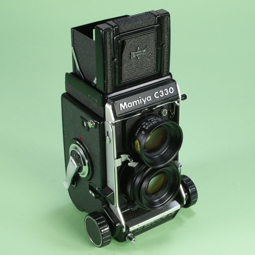 Mamiya C330 Pro S Camera with Mamiya 80mm f2.8 Blue Dot Lens
