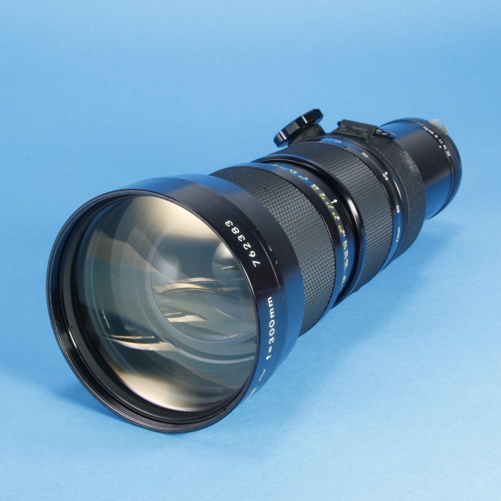 Nikon 50-300mm f4.5 Zoom-Nikkor Auto Non-AI Lens | Blue Moon Camera