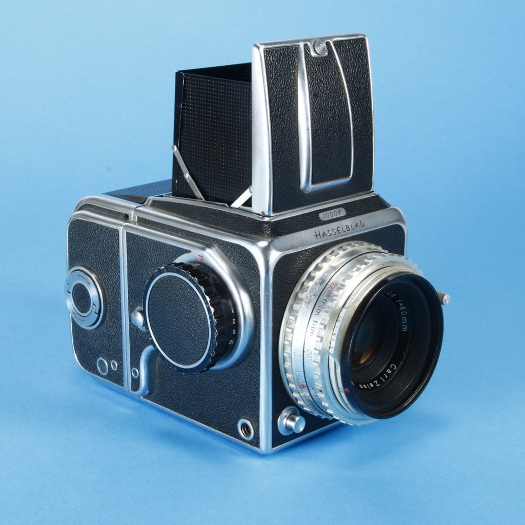 Hasselblad 1000F Camera Kit with 80mm f2.8 Zeiss Tessar Lens (As