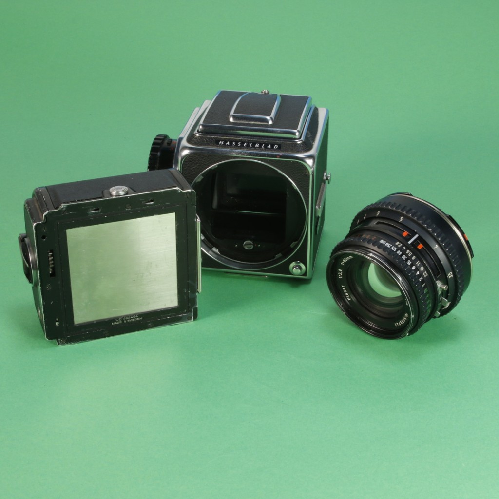Hasselblad 500 C/M Camera with 80mm f2.8 Planar C Lens and A12