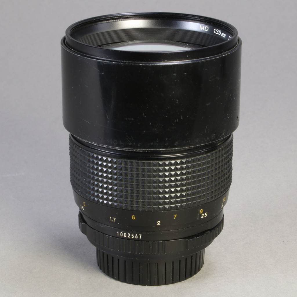 Minolta 135mm f2 Lens for MD | Blue Moon Camera