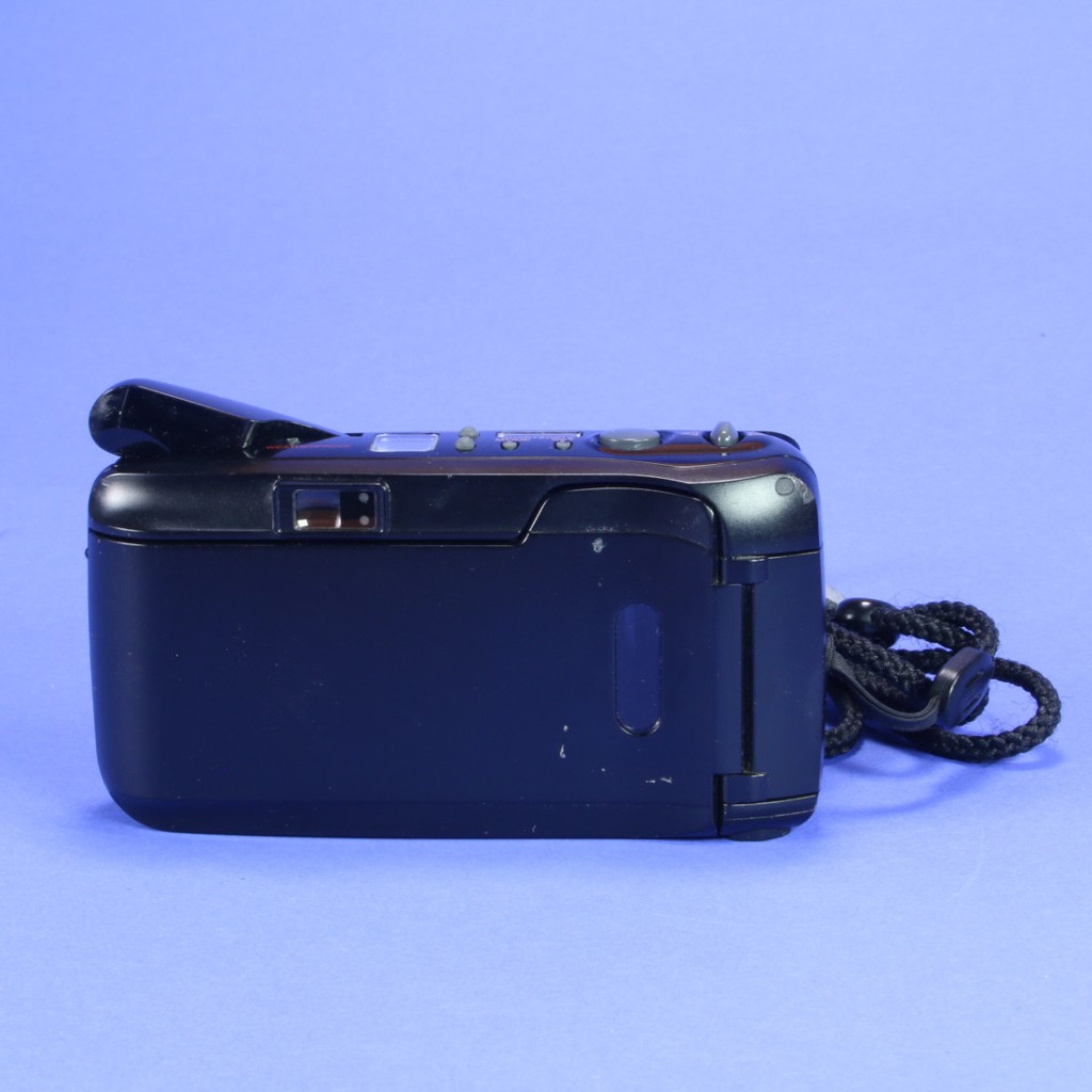 Used Olympus Infinity Stylus Zoom DLX 35mm Film Camera | Blue Moon