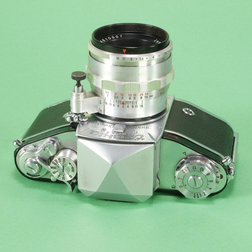 Exakta Varex IIa Camera Kit with 58mm f2 Lens | Blue Moon Camera