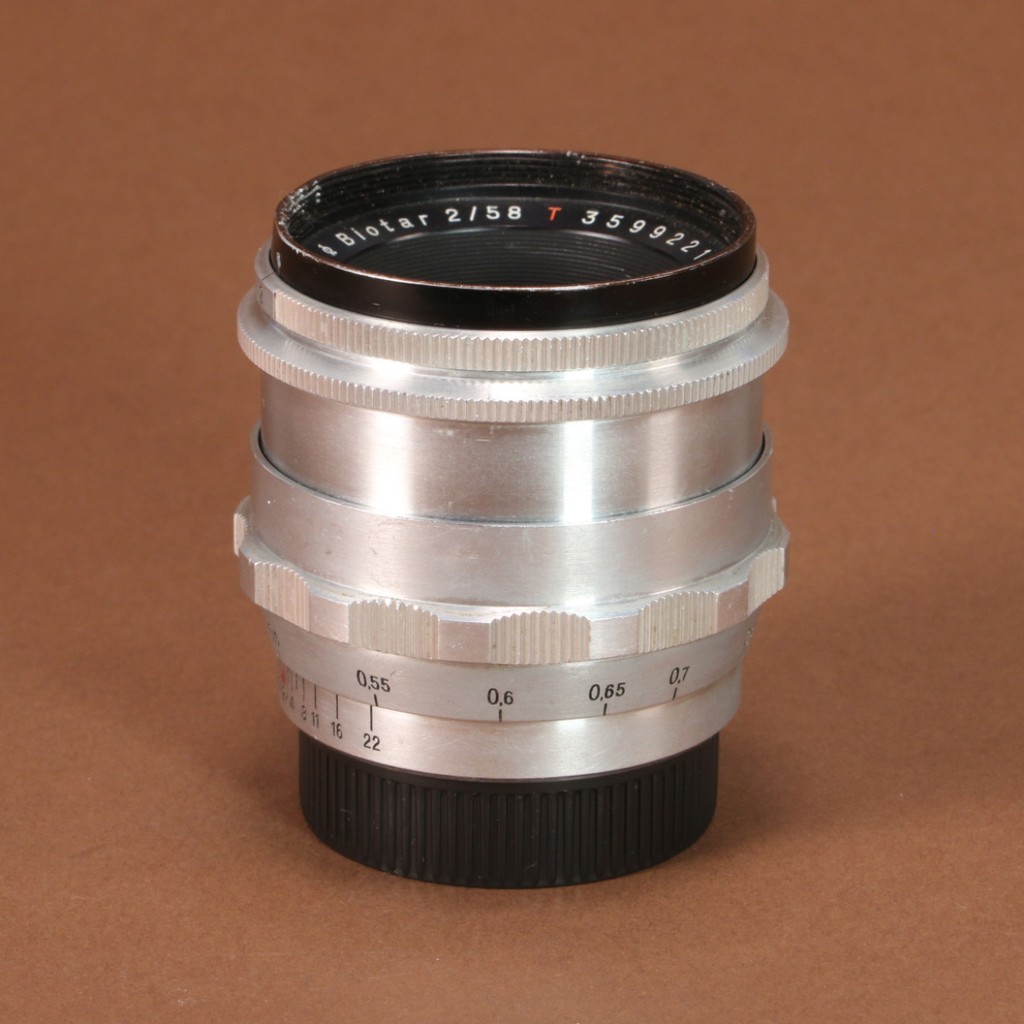 Carl Zeiss Jena 58mm f2 Biotar T Lens for M42 (12 Blades) | Blue