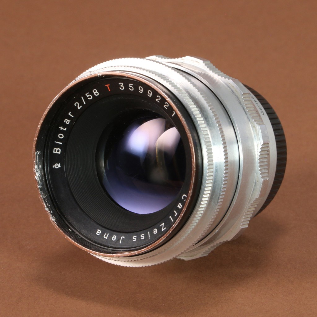 Carl Zeiss Jena 58mm f2 Biotar T Lens for M42 (12 Blades) | Blue
