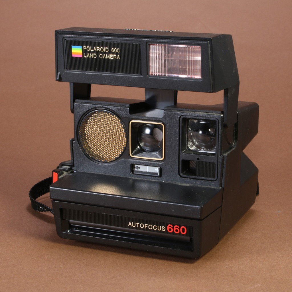 Polaroid 600 Land Camera Autofocus 660 | Blue Moon Camera