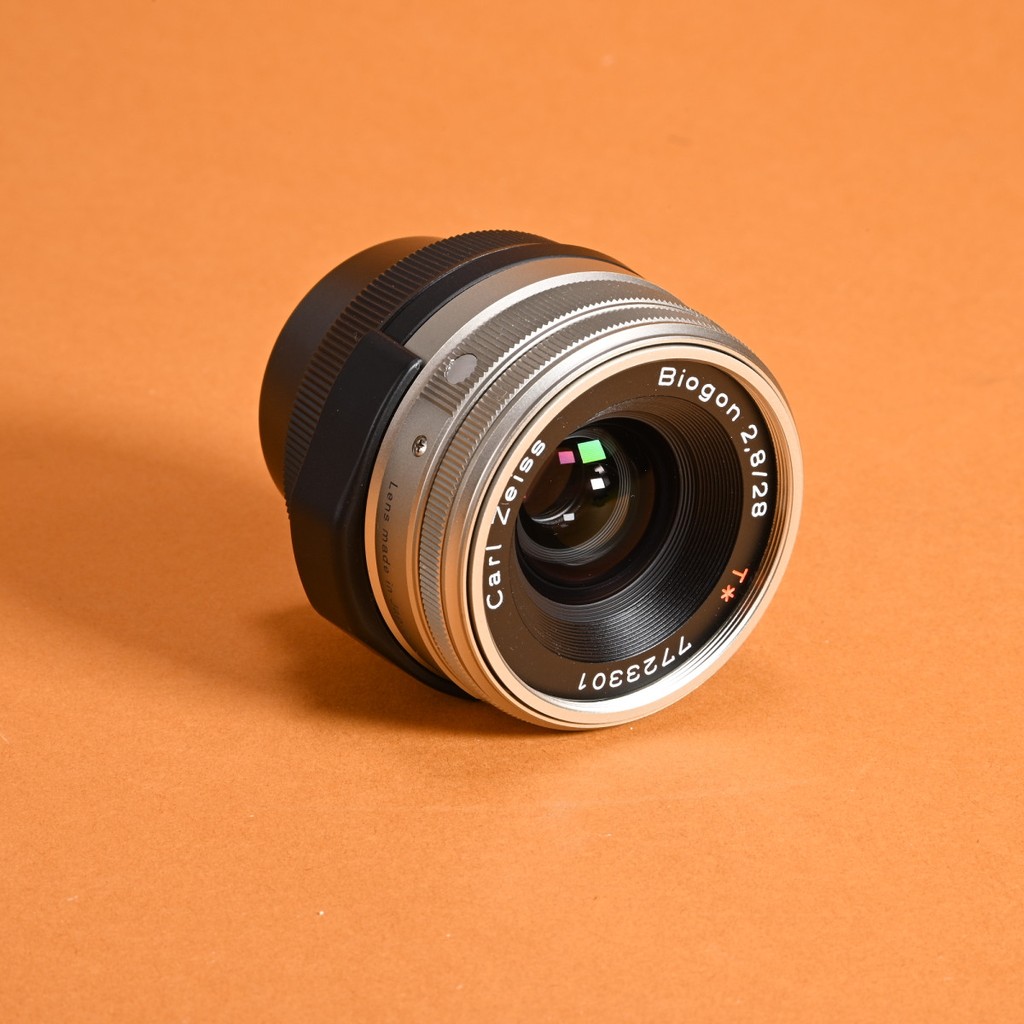 Carl Zeiss 28mm f/2.8 Biogon T* Lens for Contax G | Blue Moon Camera