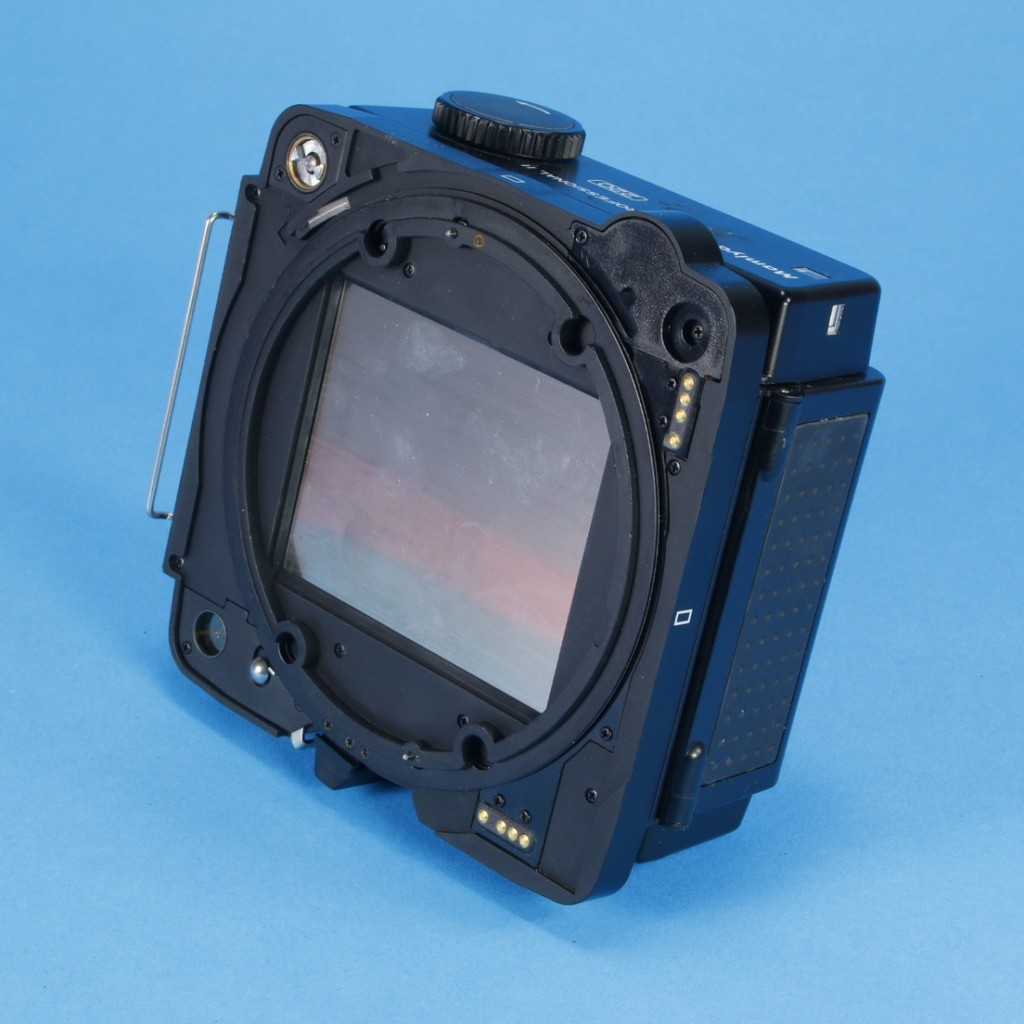 Mamiya RZ67 Pro II Roll フィルムバック Mamiya RZ67 Pro II 220 Roll Film Back - 6x7 | Blue Moon Camera