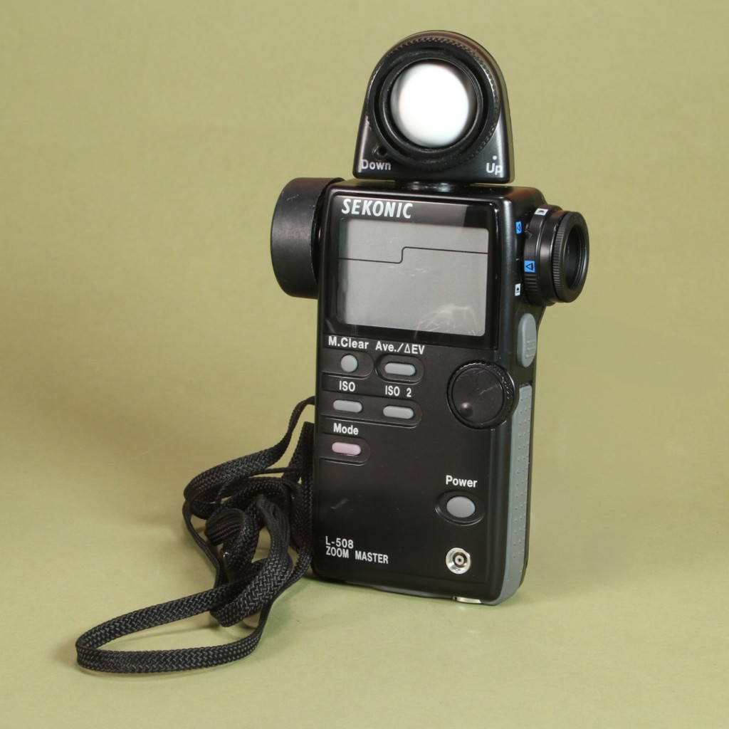 Sekonic L-508 Zoom Master Light Meter - Versatile and Weather