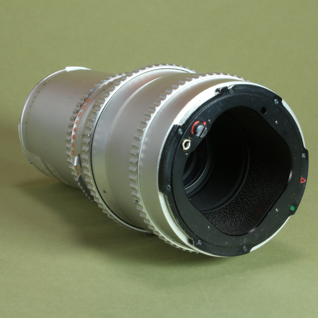Carl Zeiss 250mm f5.6 Sonnar C Lens for Hasselblad V | Blue Moon