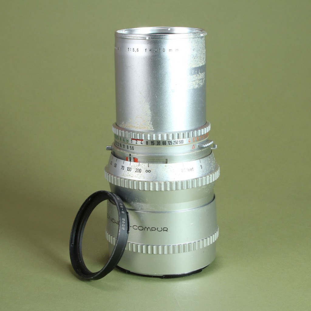 Carl Zeiss 250mm f5.6 Sonnar C Lens for Hasselblad V | Blue Moon