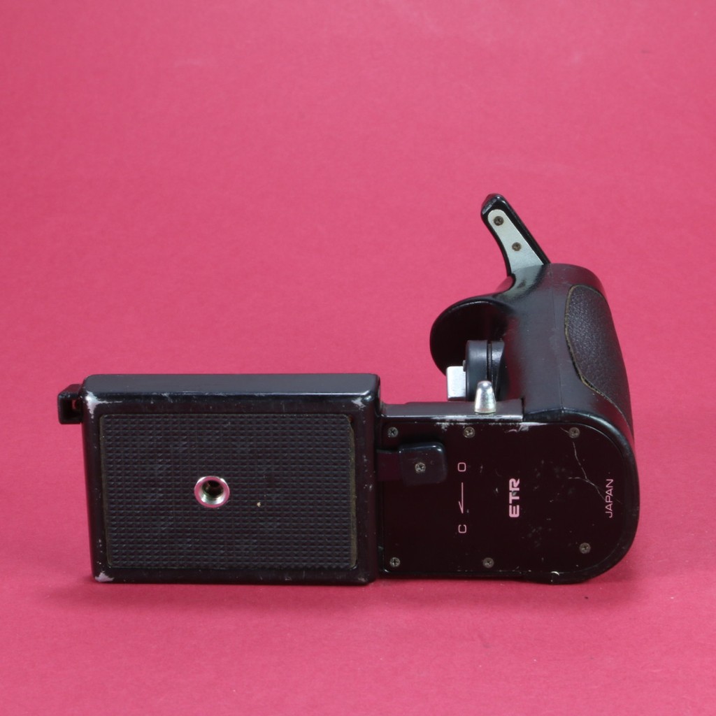 Used Zenza Bronica ETR/ETRSi Speed Grip | Blue Moon Camera