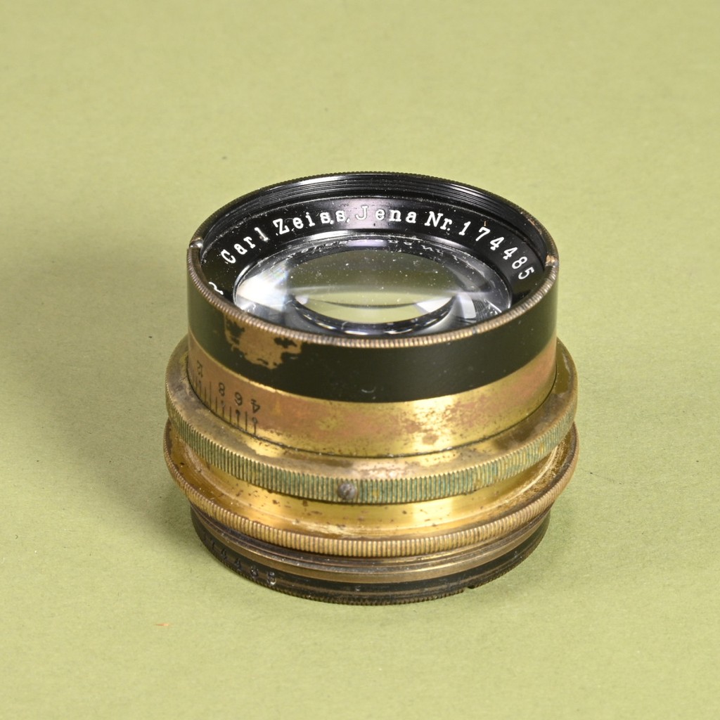 Carl Zeiss Jena 135mm f/4.5 Tessar Lens | Blue Moon Camera