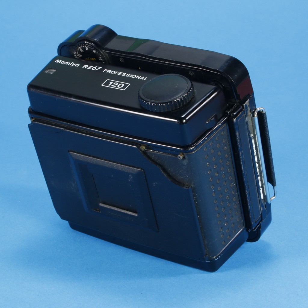 Mamiya RZ67 120 Roll Film Back - 6X7 | Blue Moon Camera