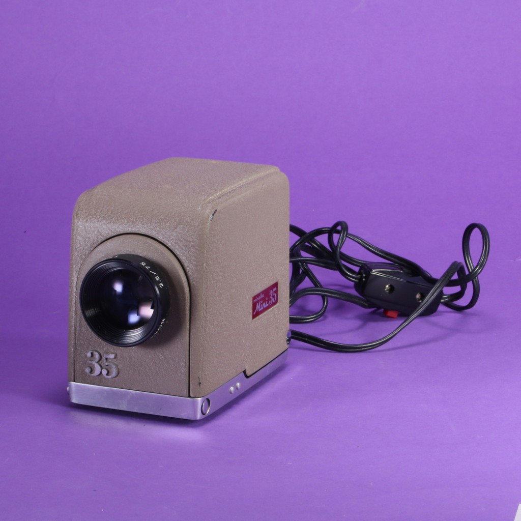 Minolta Mini 35 Slide Projector | Blue Moon Camera