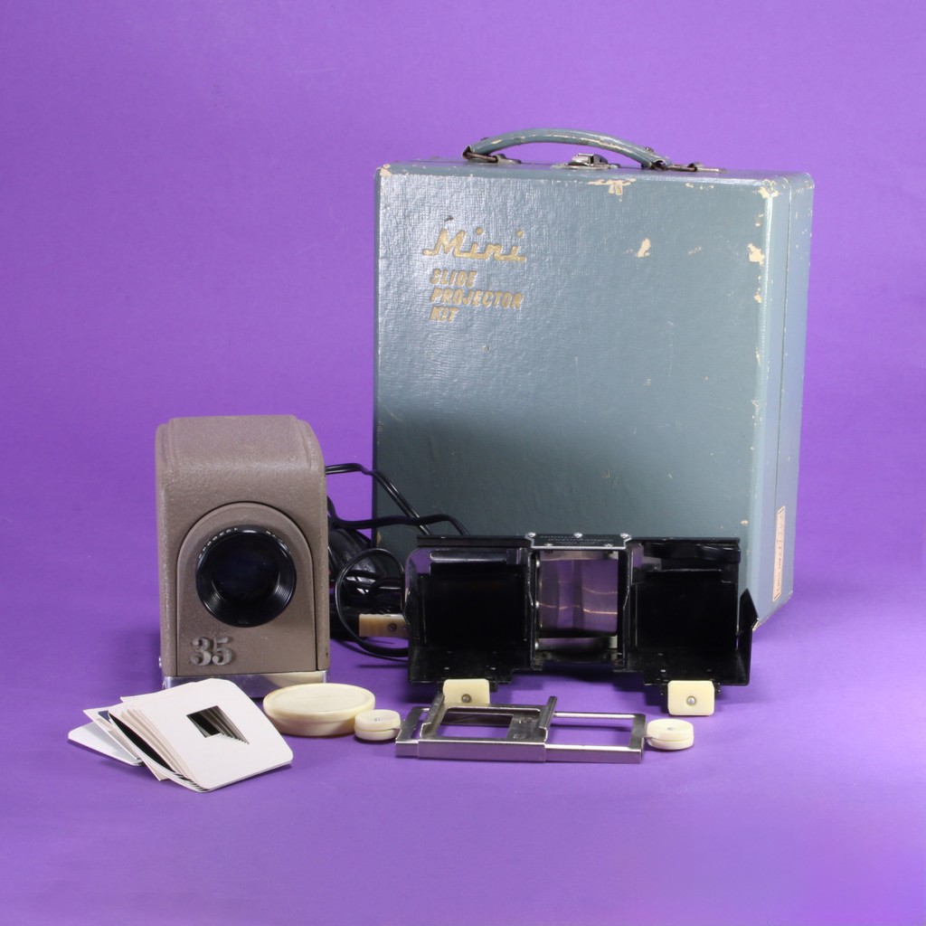 Minolta Mini 35 Slide Projector | Blue Moon Camera