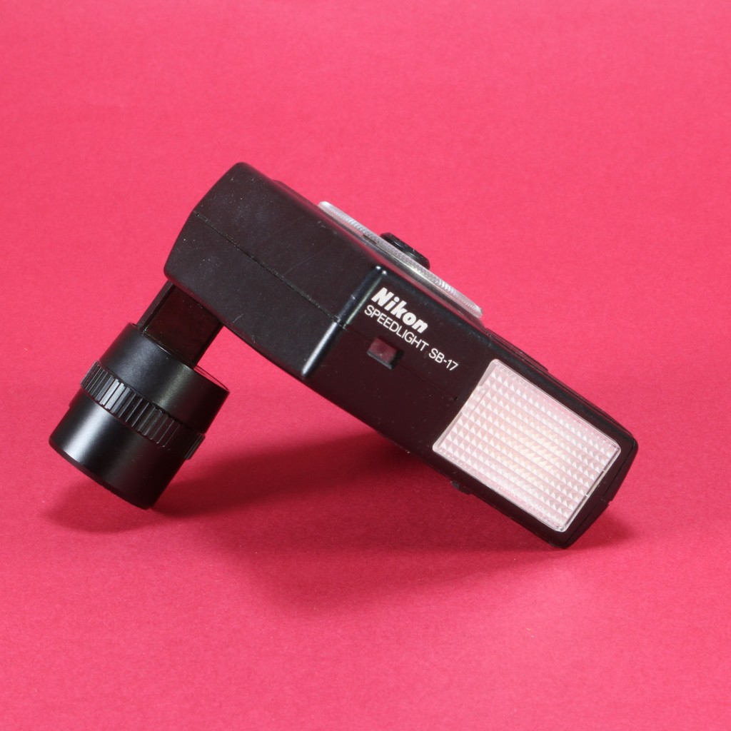 Used Nikon Speedlight SB-17 Flash - Perfect for Nikon F3 Cameras