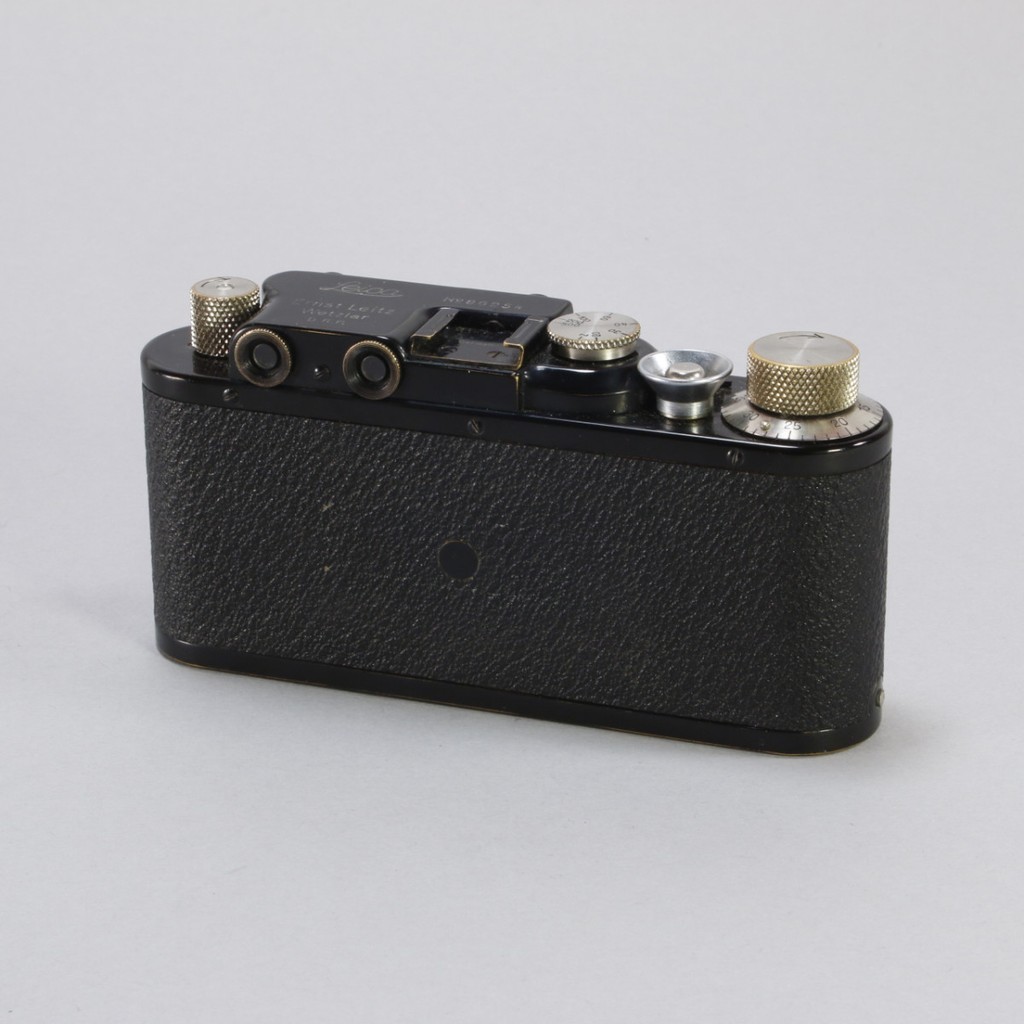 Leica II Camera - Black, with Leitz 50mm f3.5 Elmar Lens | Blue