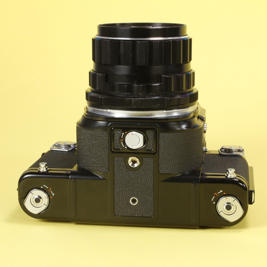 Pentax 6x7 MLU Camera Kit with 105mm f2.4 Lens and Waist Level
