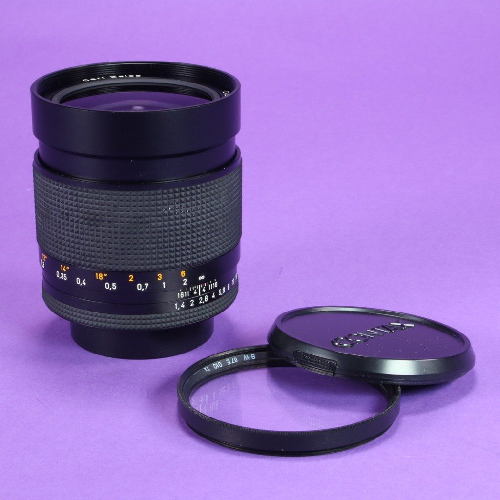 Carl Zeiss 35mm f1.4 Distagon T* Lens for C/Y - High-Quality Semi