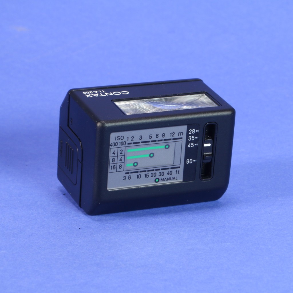 Contax TLA 200 Flash - Compact and High-Performance TTL Flash Unit