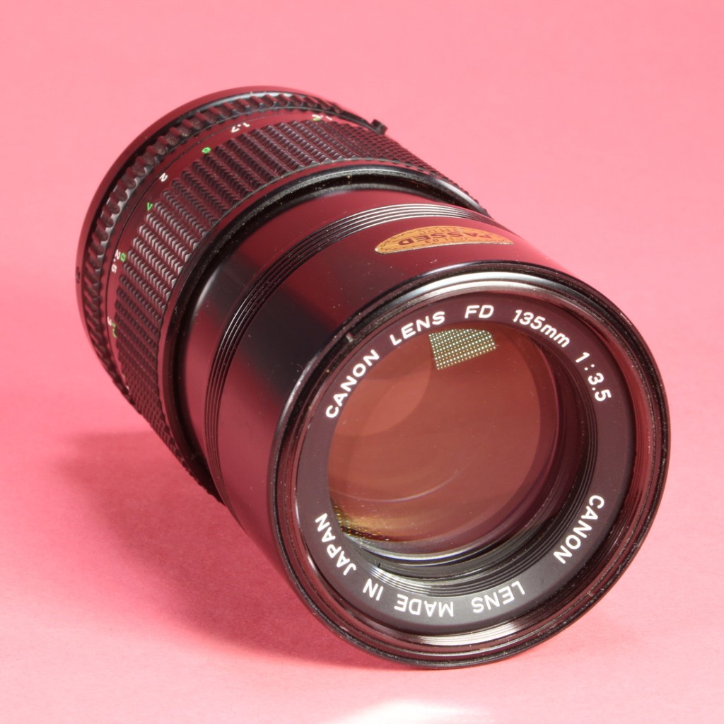 Canon 135mm f3.5 FD Lens | Blue Moon Camera