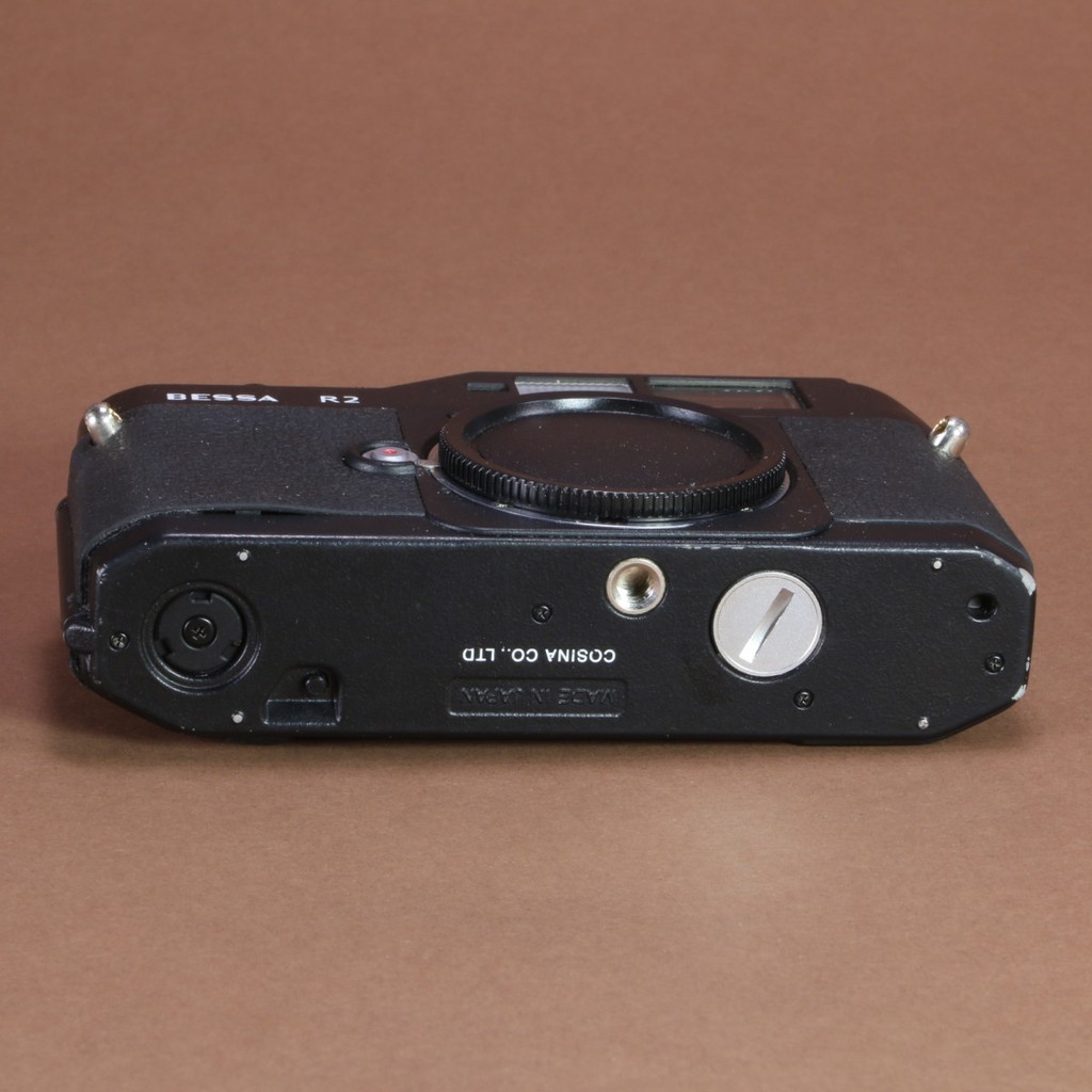 Voigtlander Bessa R2 Camera | Blue Moon Camera