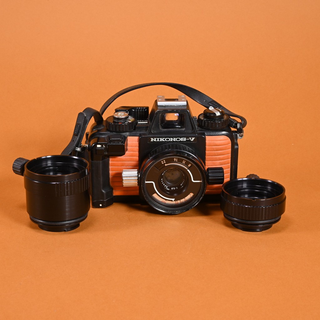 Nikonos V Underwater 35mm Camera with 35mm f2.5 Nikkor Lens | Blue