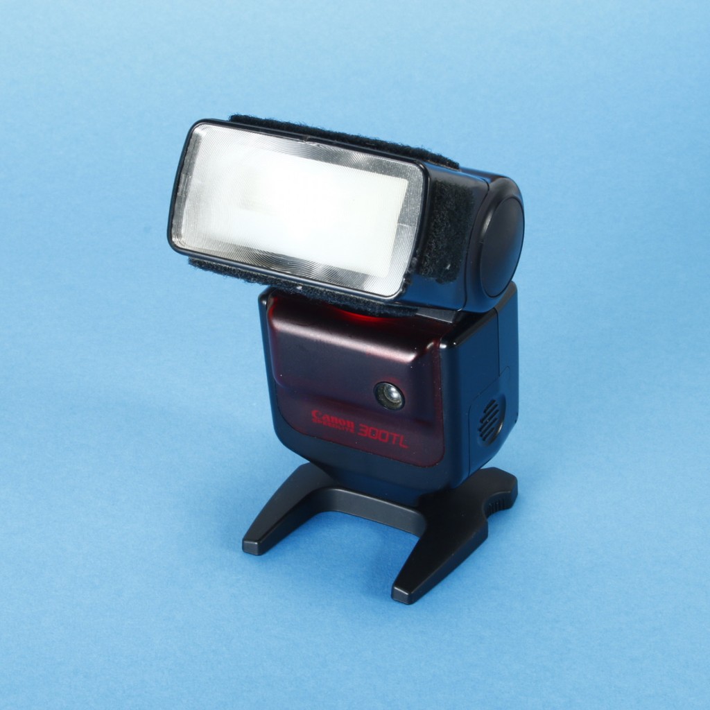 Canon Speedlite 300TL Flash | Blue Moon Camera