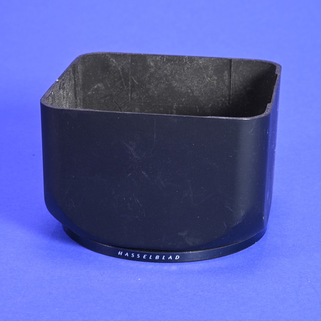 Hasselblad Lens Shade 40576 for 110-250mm Lenses - Bay 70 | Blue