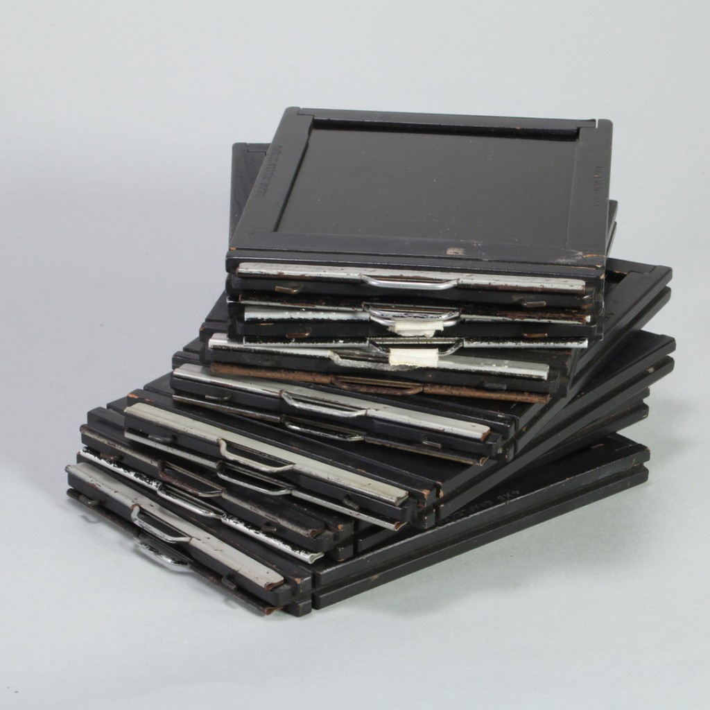 Graflex 4x5 フィルムホルダー Used Graflex Slotted 4x5 Sheet Film Holder - Set of 7 | Blue Moon