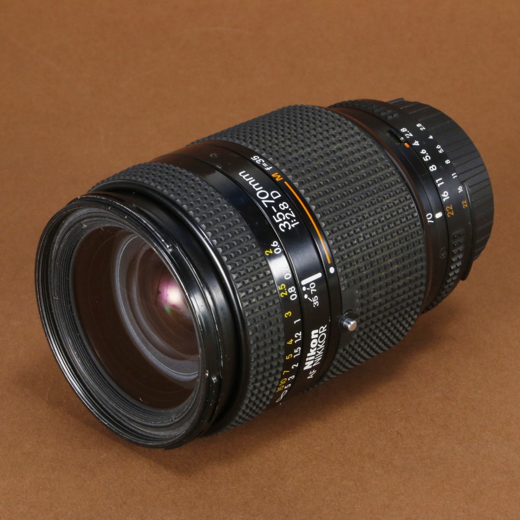 Nikon 35-70mm f2.8 D AF Nikkor Lens for Nikon AF | Blue Moon Camera