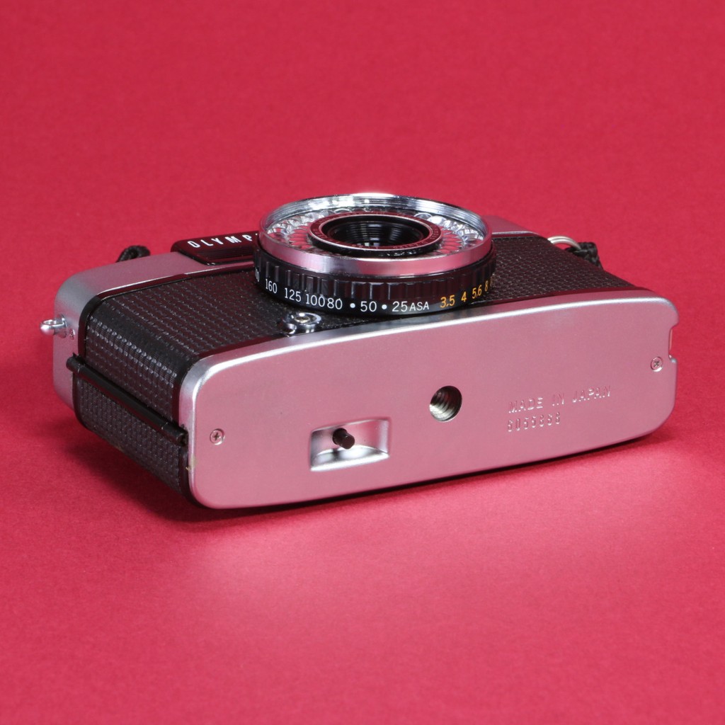 Olympus Pen EE-3 Camera | Blue Moon Camera