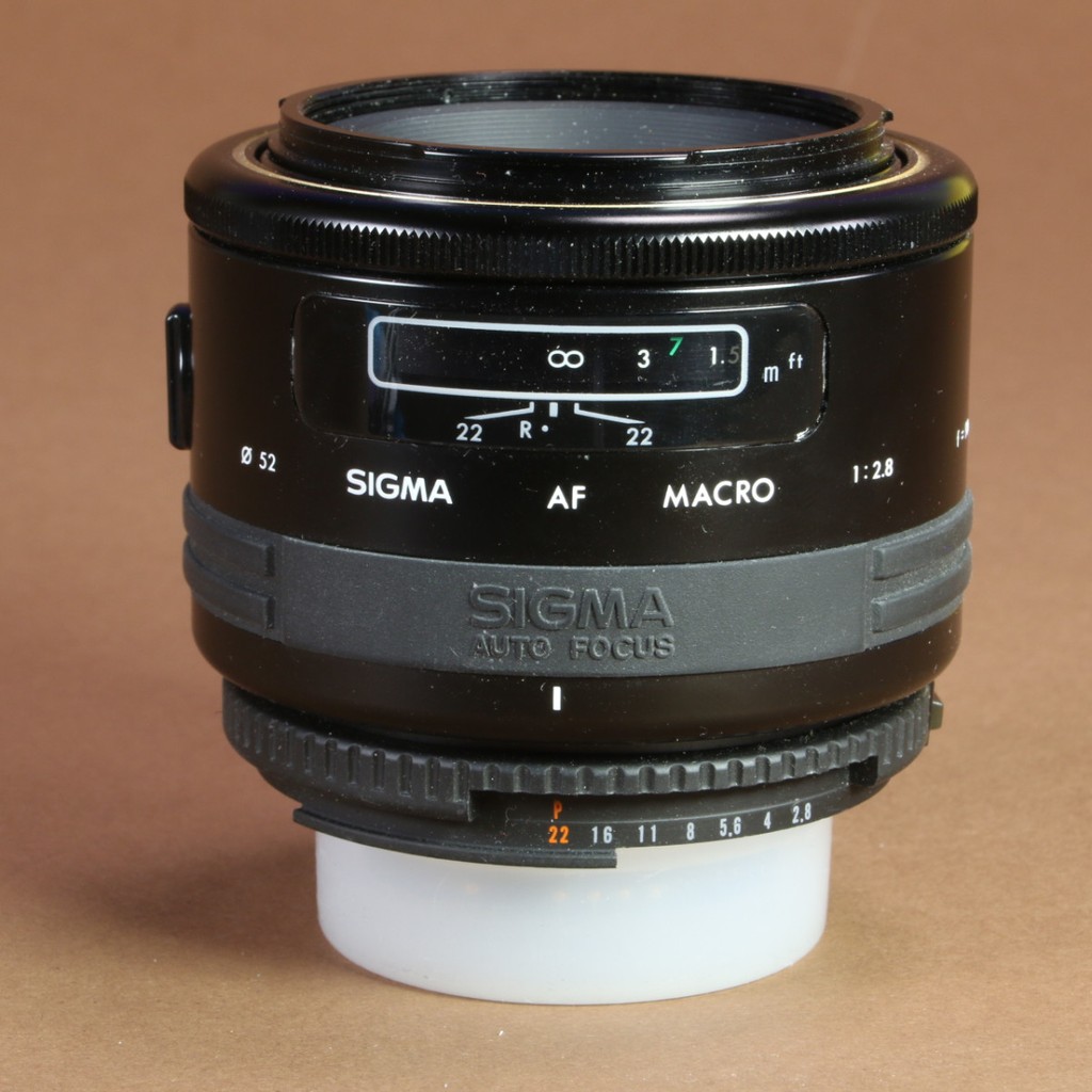 Sigma 90mm f2.8 AF Macro Lens for Nikon AF | Blue Moon Camera