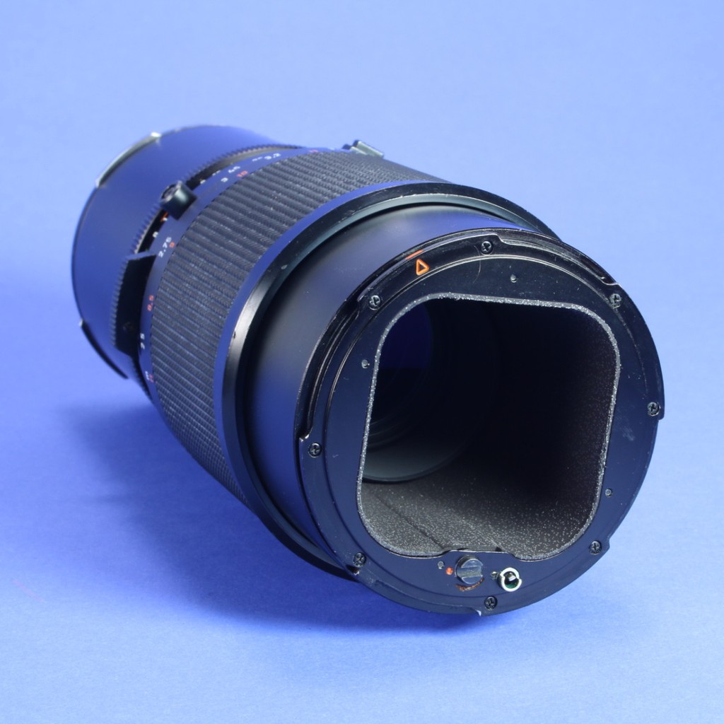 Carl Zeiss 250mm f5.6 Sonnar T* CF Lens for Hasselblad V | Blue