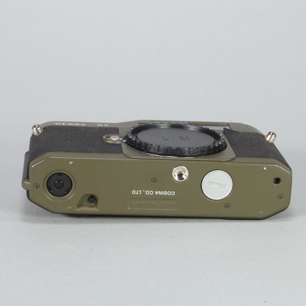 Voigtlander Bessa R2 Camera - Olive (Boxed) | Blue Moon Camera