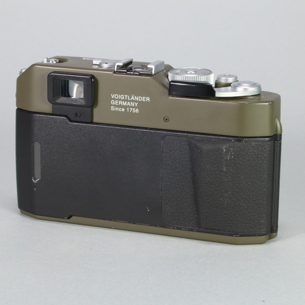 Voigtlander Bessa R2 Camera - Olive (Boxed) | Blue Moon Camera