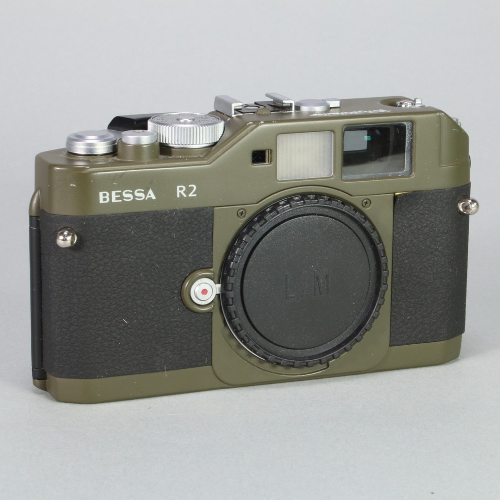Voigtlander Bessa R2 Camera - Olive (Boxed) | Blue Moon Camera