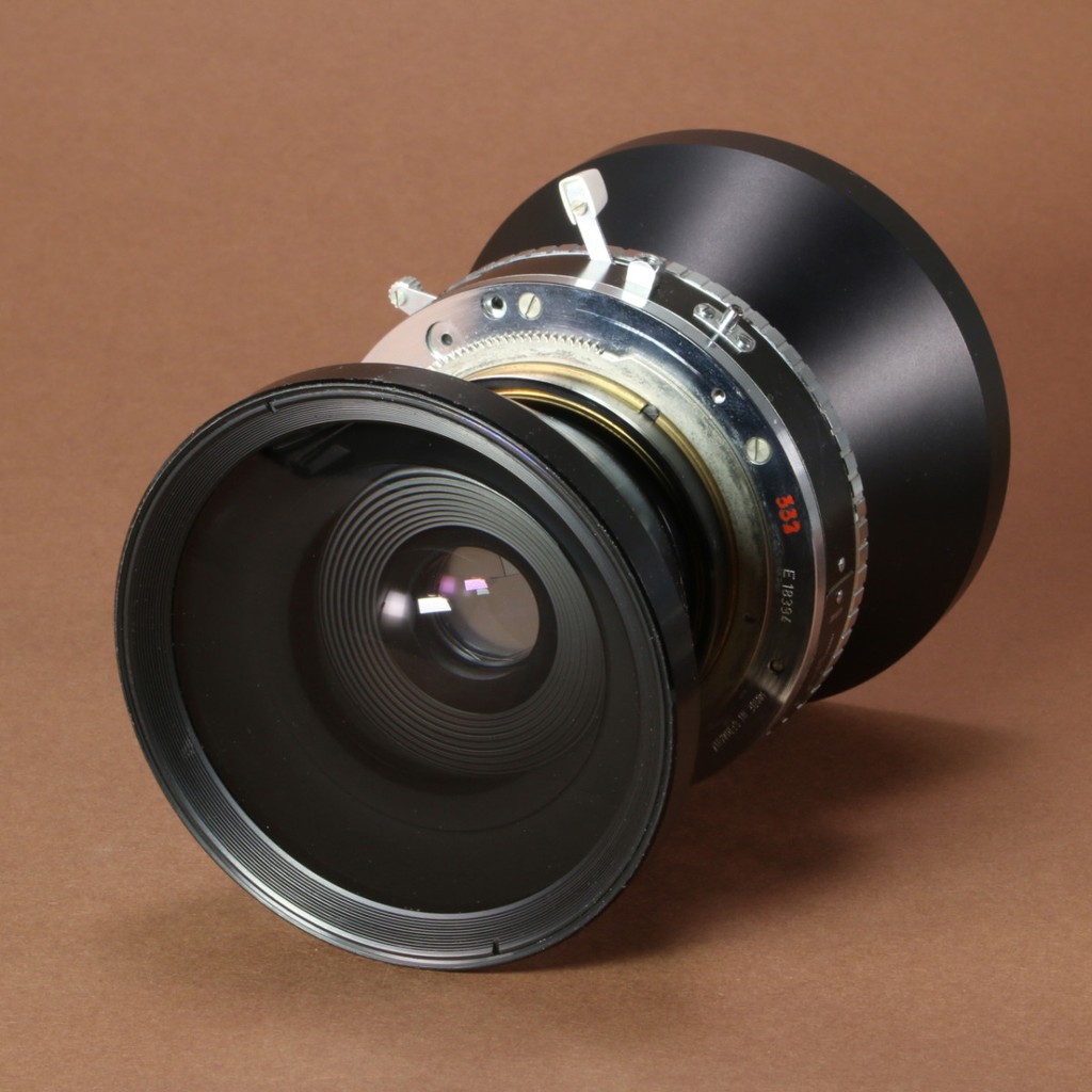 Schneider-Kreuznach 165mm f8 Super-Angulon Lens | Blue Moon Camera