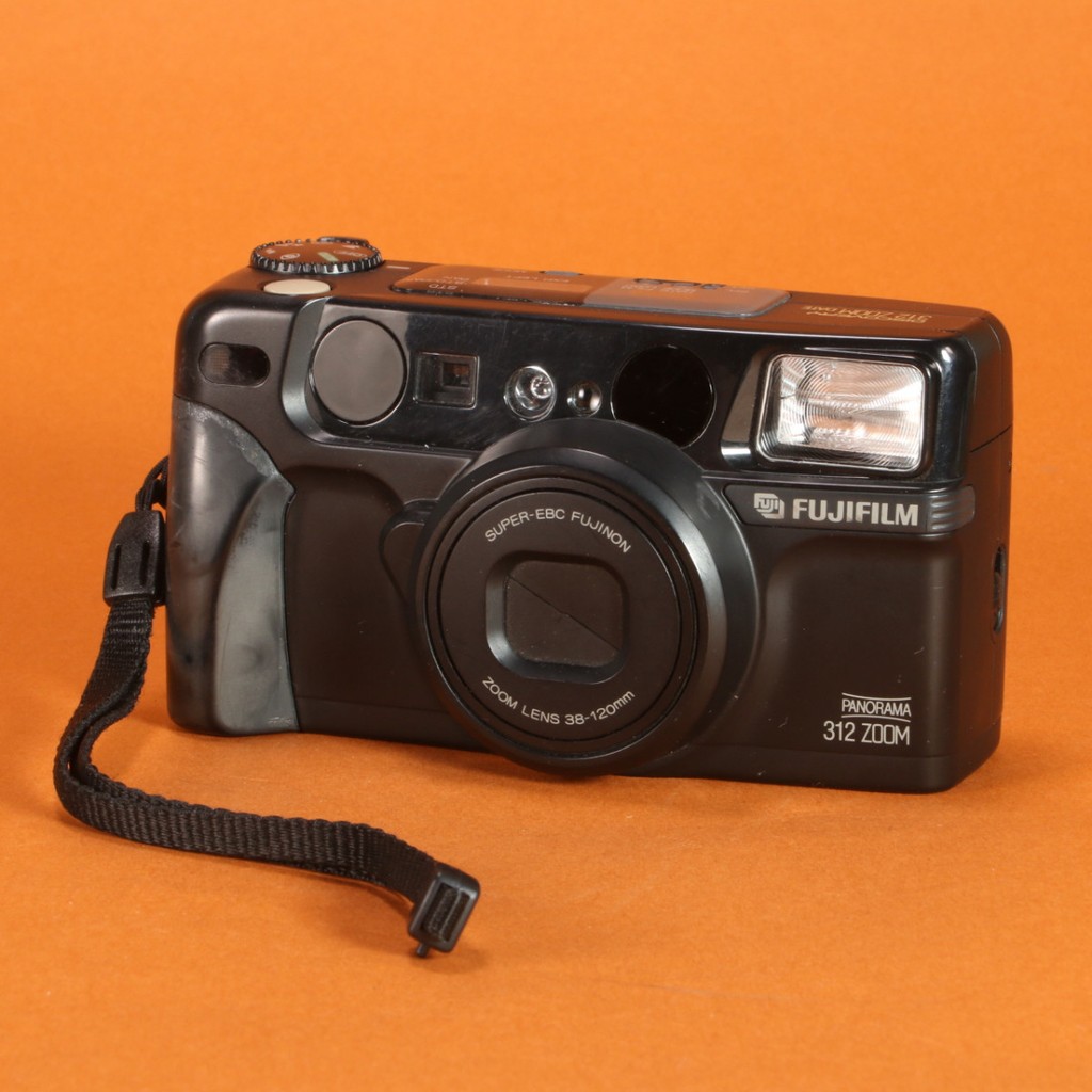 Fuji Discovery 312 Zoom Camera - Vintage 35mm Point-and-Shoot