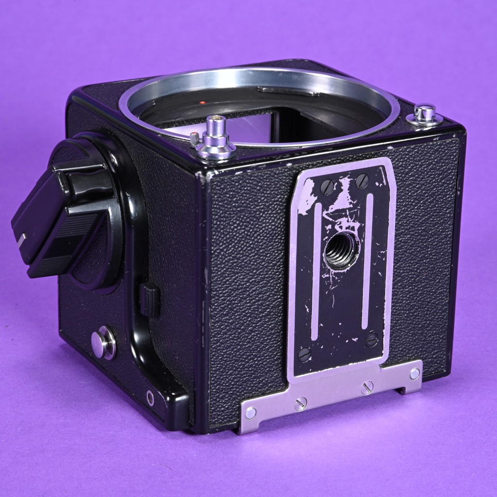 Hasselblad 500C/M ボディ Used Hasselblad 500C/M Camera Body - Black | High-Quality Medium