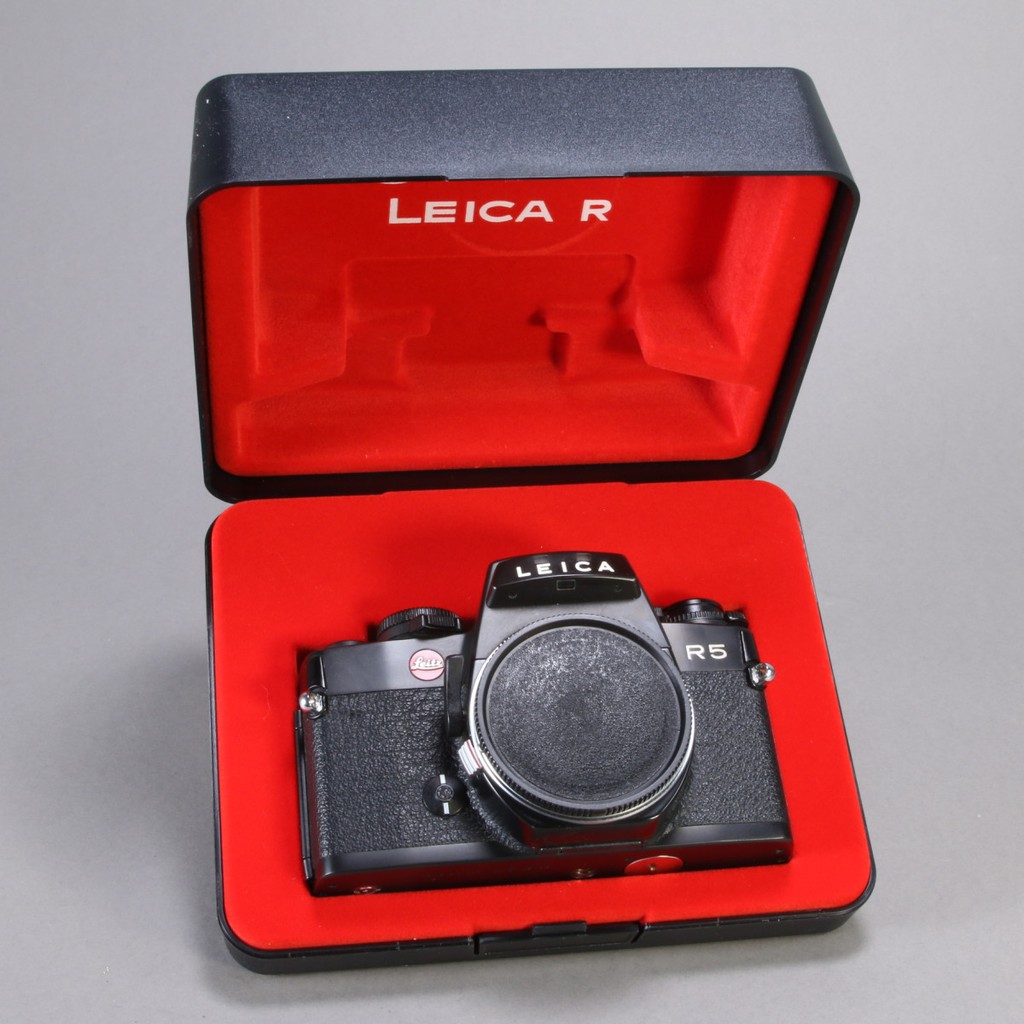 Leica R5 Camera | Blue Moon Camera